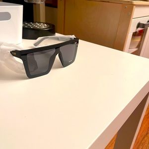 Quay sunglasses